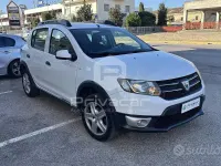 Usata Dacia Sandero Prestige 90 CV (66 kW) 2015 Bianco Utilitaria