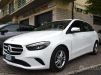 Usata Mercedes B180 116 CV (85 kW) 2019 Bianco Utilitaria