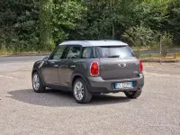 Usata Mini Cooper D Countryman 111 CV (81 kW) 2011 Marrone SUV