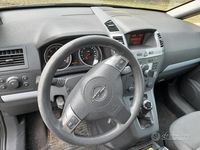 Usata Opel Zafira 120 CV (88 kW) 2007 Grigio Monovolume