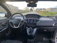 Usata Lancia Ypsilon 80 CV (58 kW) 2020 Grigio Utilitaria