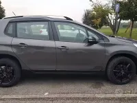 Usata Peugeot 2008 75 CV (55 kW) 2017 SUV