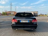 Usata Mercedes E220 Premium 170 CV (125 kW) 2013 Nero Berlina