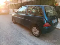 Usata Lancia Ypsilon 80 CV (58 kW) 2001 Blu Utilitaria