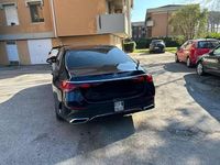 Usata Mercedes E220 AMG Line Premium Plus 197 CV (144 kW) 2023 Blu Berlina
