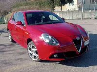 Usata Alfa Romeo Giulietta Super 120 CV (88 kW) 2018 Rosso Utilitaria