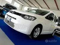 Usata VW Caddy Pro 102 CV (75 kW) 2022 Bianco candy Monovolume