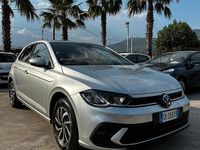 Usata VW Polo Style 90 CV (66 kW) 2022 Grigio Berlina