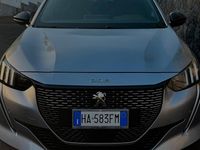 Usata Peugeot 208 GT 130 CV (95 kW) 2023 Grigio Utilitaria