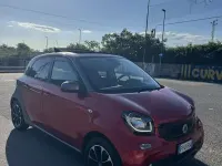 Usata Smart ForFour Prime 90 CV (66 kW) 2017 Rosso Utilitaria