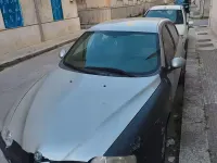 Begagnad Alfa Romeo 147 116 HK (85 kW) 2002 Grå Halvkombi
