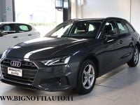 Begagnad Audi A4 Business 163 HK (119 kW) 2021 Grå Kombi