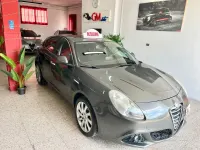 Usata Alfa Romeo Giulietta Exclusive 105 CV (77 kW) 2013 Grigio Utilitaria