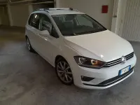 Usata VW Golf Sportsvan Highline 110 CV (80 kW) 2016 Bianco Monovolume
