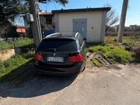 Usata BMW 318 143 CV (105 kW) 2010 Nero Station wagon