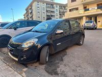 Usata Renault Clio II 75 CV (55 kW) 2011 Nero Berlina