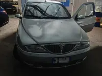 Usata Lancia Ypsilon 60 CV (44 kW) 2003 Grigio Utilitaria