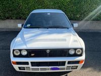 Begagnad Lancia Delta 196 HK (144 kW) 1991 Vit Halvkombi