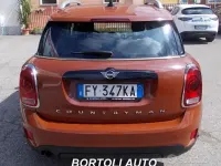 Usata Mini One D Countryman Business 116 CV (85 kW) 2019 Marrone SUV