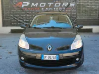 Usata Renault Clio II Rip Curl 75 CV (55 kW) 2008 Grigio Berlina