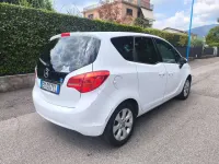 Usata Opel Meriva 90 CV (66 kW) 2012 Bianco Monovolume