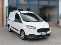 Usata Ford Transit Trend 75 CV (55 kW) 2023 Bianco Furgone