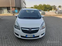 Usata Opel Meriva S 95 CV (69 kW) 2016 Bianco Monovolume