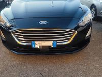 Usata Ford Focus 120 CV (88 kW) 2019 Nero Station wagon