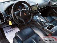 Usata Porsche Cayenne 250 CV (183 kW) 2014 Argento SUV