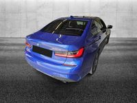 Usata BMW 330e M Sport 292 CV (214 kW) 2022 Blu/azzurro Berlina