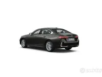 Nuova BMW 520 M Sport 197 CV (144 kW) 2025 Nero Berlina
