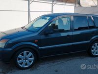 Usata Ford Fusion 90 CV (66 kW) 2006 Utilitaria