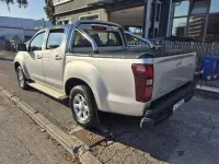 Usata Isuzu D-Max 163 CV (119 kW) 2017 Argento Pick-up