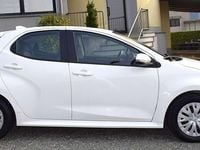 Usata Toyota Yaris Active 72 CV (52 kW) 2023 Bianco Utilitaria