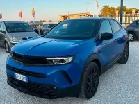 Usata Opel Mokka 101 CV (74 kW) 2024 Bluazzurro SUV