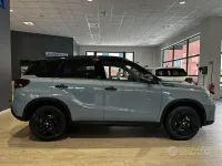 Nuova Suzuki Vitara 110 CV (80 kW) 2026 Rosso SUV