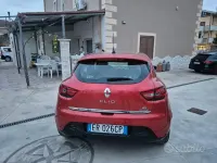 Usata Renault Clio IV Intens 90 CV (66 kW) 2017 Arancione Berlina