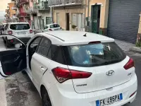 Usata Hyundai i20 84 CV (61 kW) 2017 Bianco Berlina