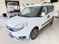 Usata Fiat Doblò Trekking 105 CV (77 kW) 2015 Bianco Monovolume