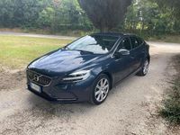 Usata Volvo V40 Inscription 120 CV (88 kW) 2017 Blu Station wagon