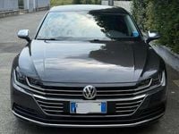 Usata VW Arteon Elegance 150 CV (110 kW) 2019 Grigio Berlina