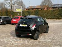 Usata Lancia Ypsilon Gold 69 CV (50 kW) 2023 Nero Utilitaria
