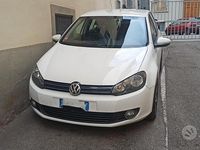 Usata VW Golf VI 122 CV (89 kW) 2009 Bianco Utilitaria