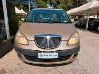 Usata Lancia Musa 90 CV (66 kW) 2007 Giallo Monovolume