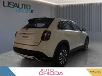 Uusi Fiat 600 Pop 110 HP (80 kW) 2025 Musta Katumaasturi