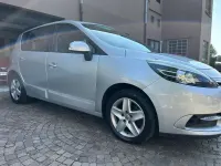 Usata Renault Scénic III LIMITED 95 CV (69 kW) 2015 Grigio Monovolume