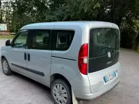 Usata Fiat Doblò 90 CV (66 kW) 2011 Grigio Monovolume