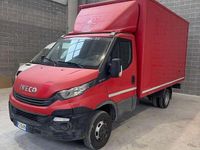Usata Iveco Daily 136 CV (100 kW) 2018 Rosso Furgone