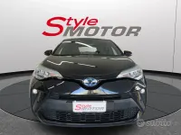 Second-hand Toyota C-HR Active 98 CP (72 kW) 2022 Negru SUV