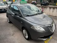 Usata Lancia Ypsilon 69 CV (50 kW) 2014 Grigio Utilitaria